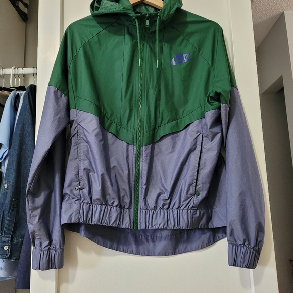 Nike Windbreaker - Picture 3 of 7